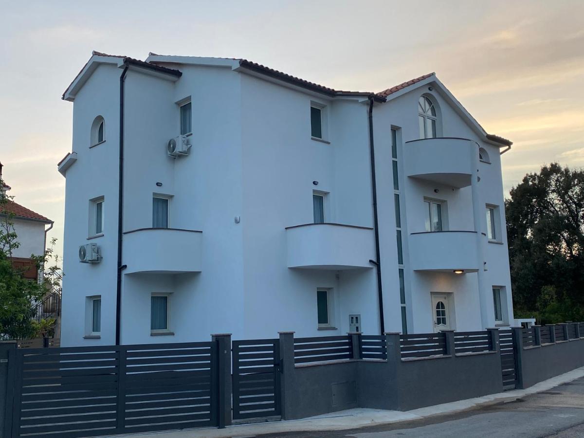Villa Mara Pula Exterior foto